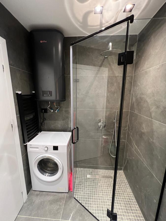 Aia Suites & Apartments Τίρανα Εξωτερικό φωτογραφία