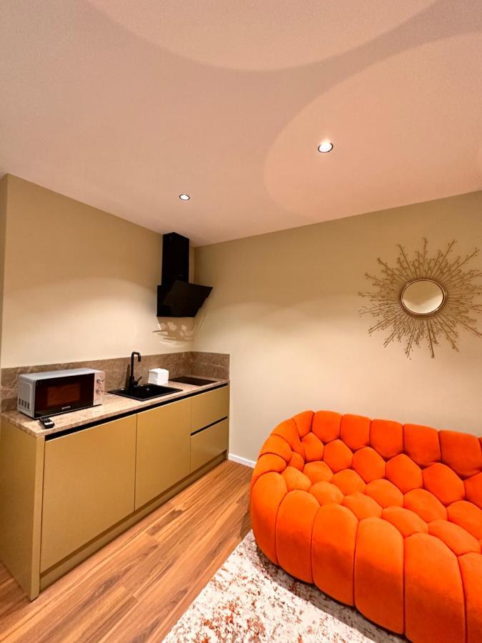 Aia Suites & Apartments Τίρανα Εξωτερικό φωτογραφία