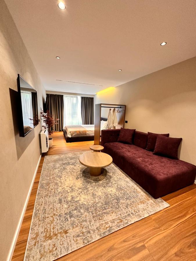 Aia Suites & Apartments Τίρανα Εξωτερικό φωτογραφία