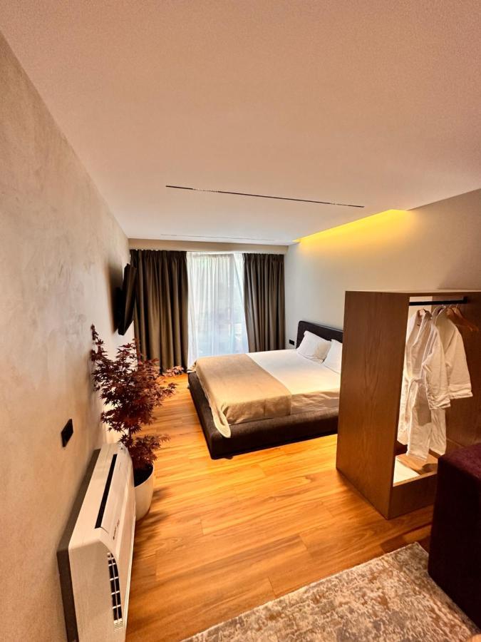 Aia Suites & Apartments Τίρανα Εξωτερικό φωτογραφία
